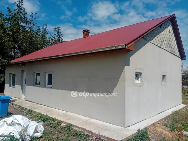 Eladó családi ház, Derecskén 57.9 M Ft, 2 szobás