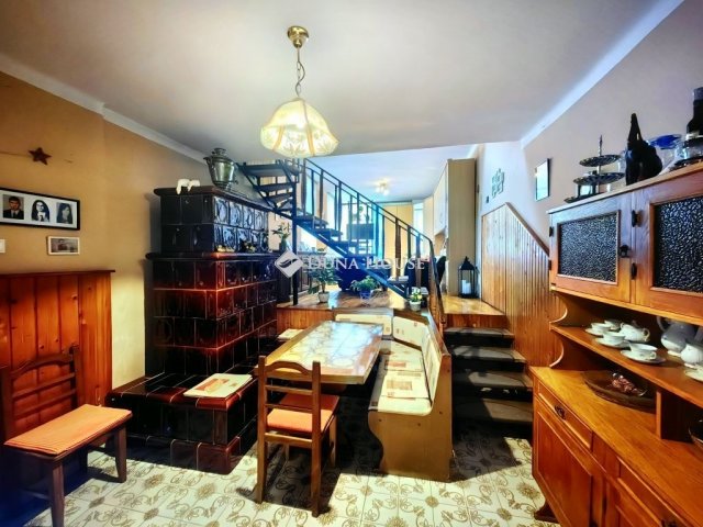 Eladó téglalakás, Tófejen 31.5 M Ft, 5 szobás