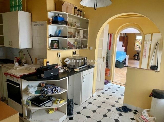 Eladó családi ház, Budapesten, XIV. kerületben 125 M Ft