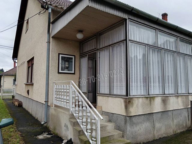 Eladó családi ház, Lentiben 52 M Ft, 4 szobás