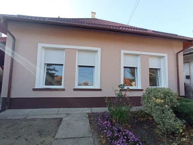 Eladó családi ház, Budapesten, XVI. kerületben 160 M Ft