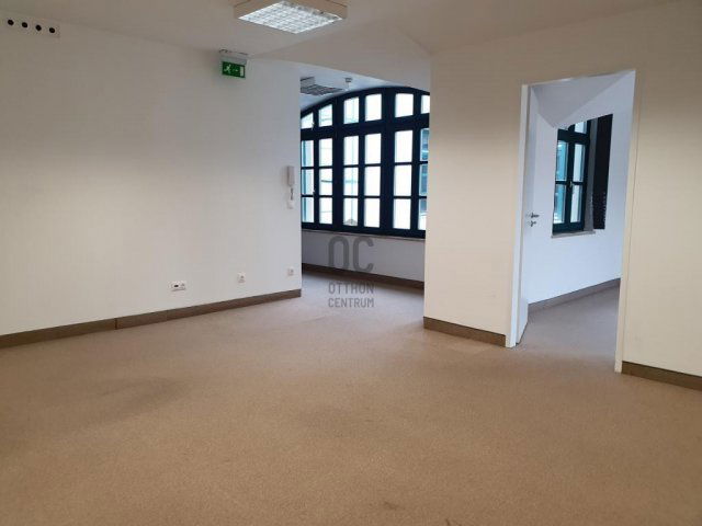 Kiadó iroda, Budapesten, I. kerületben 549 E Ft / hó, 4 szobás