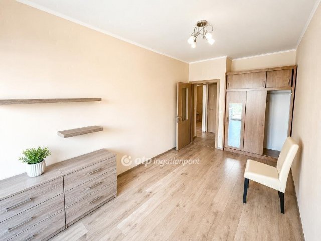 Eladó téglalakás, Budapesten, XIII. kerületben 81.99 M Ft
