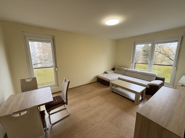 Kiadó téglalakás, albérlet, Kaposváron 140 E Ft / hó, 2 szobás