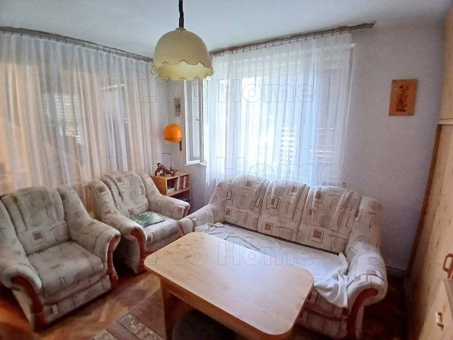 Eladó nyaraló, Győrött 63 M Ft, 3 szobás / költözzbe.hu