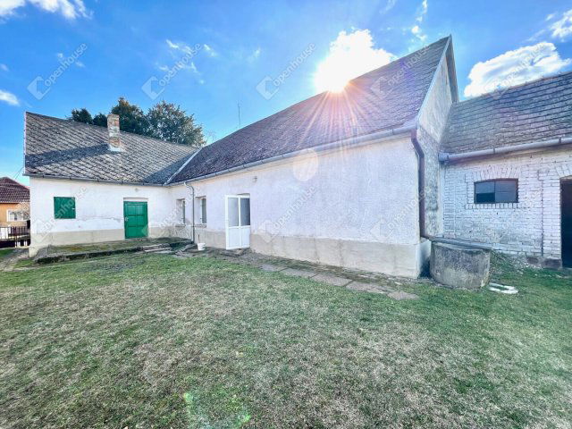 Eladó családi ház, Zamárdiban 69.9 M Ft, 3 szobás