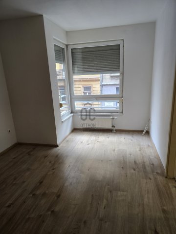 Eladó téglalakás, Budapesten, VII. kerületben 82.9 M Ft