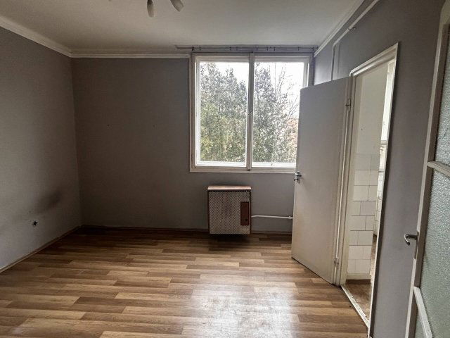 Eladó téglalakás, Miskolcon 34.7 M Ft, 2 szobás