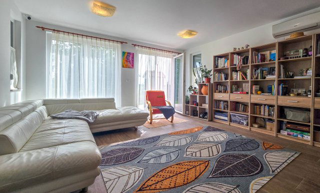 Eladó családi ház, Nagycenken 114.8 M Ft, 4 szobás