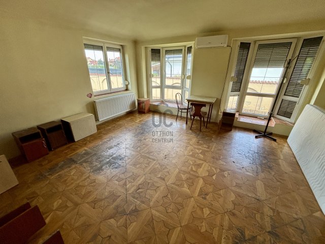 Kiadó családi ház, albérlet, Debrecenben 2000 E Ft / hó