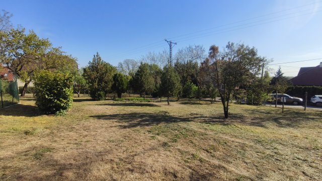 Eladó telek, Budapesten, XVI. kerületben 105 M Ft