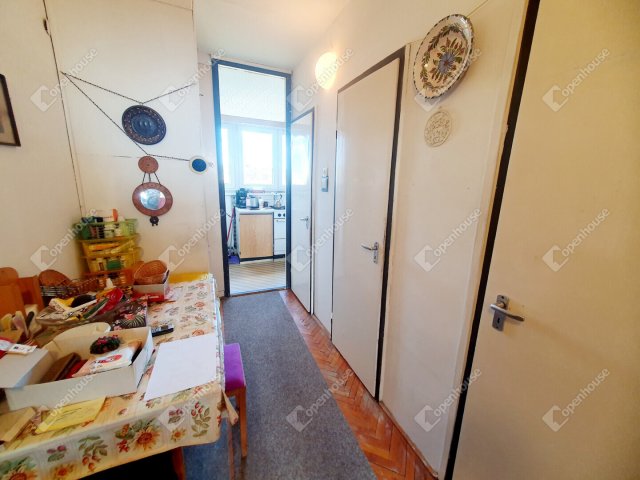 Eladó panellakás, Miskolcon 34.5 M Ft, 3 szobás