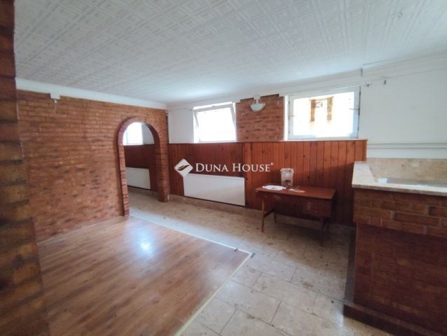 Eladó családi ház, Gödöllőn 54.9 M Ft, 3 szobás