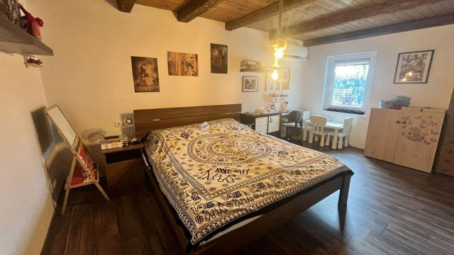 Eladó családi ház, Meggyeskovácsin 45.5 M Ft, 3 szobás