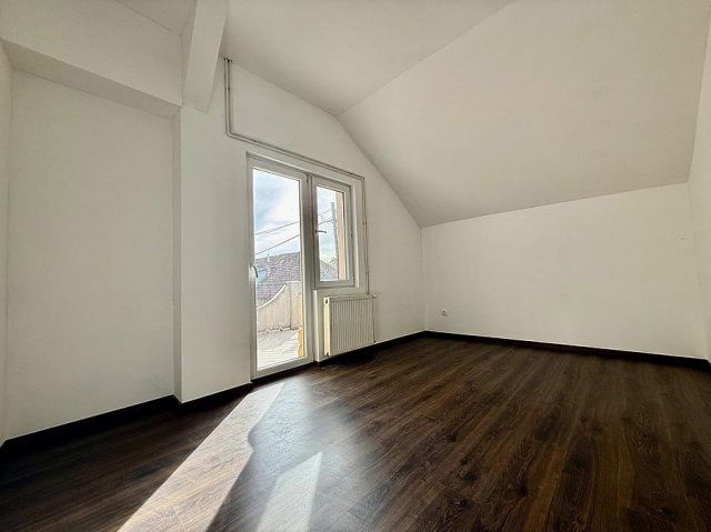 Eladó téglalakás, Budapesten, III. kerületben 109.9 M Ft