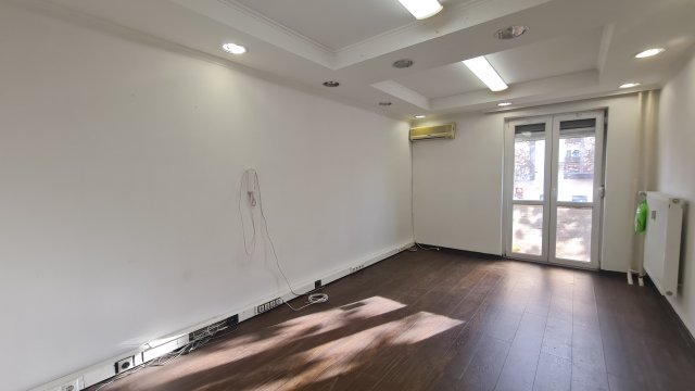 Eladó panellakás, Dunaújvárosban, Dózsa György úton 29.9 M Ft