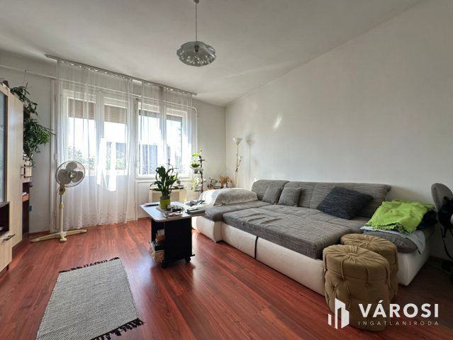 Kiadó téglalakás, albérlet, Salgótarjánban 100 E Ft / hó