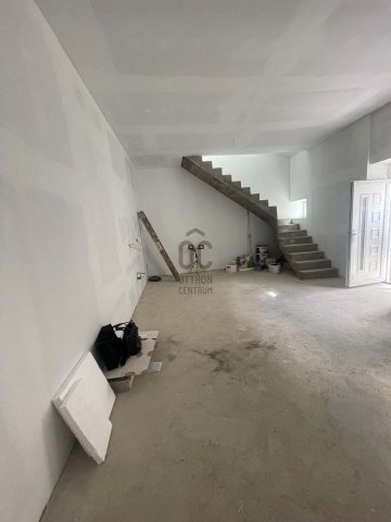 Eladó téglalakás, Vácon 66 M Ft, 2 szobás