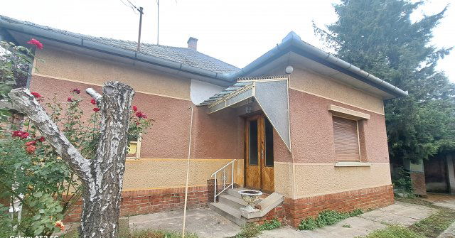 Eladó családi ház, Gyulán 46.9 M Ft, 3 szobás