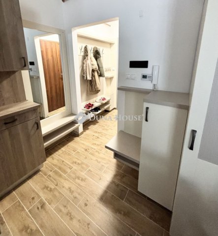 Eladó téglalakás, Kápolnásnyéken, Szív utcában 88.9 M Ft