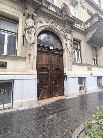 Kiadó téglalakás, albérlet, Budapesten, VI. kerületben