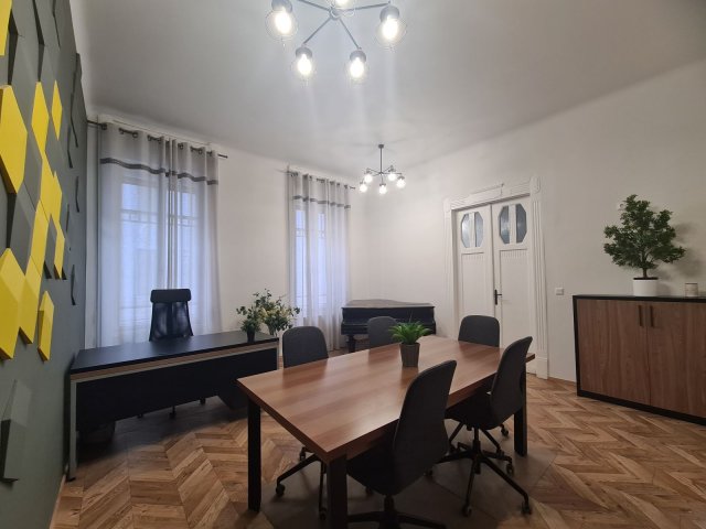 Kiadó iroda, Budapesten, IX. kerületben 420 E Ft / hó, 3+2 szobás