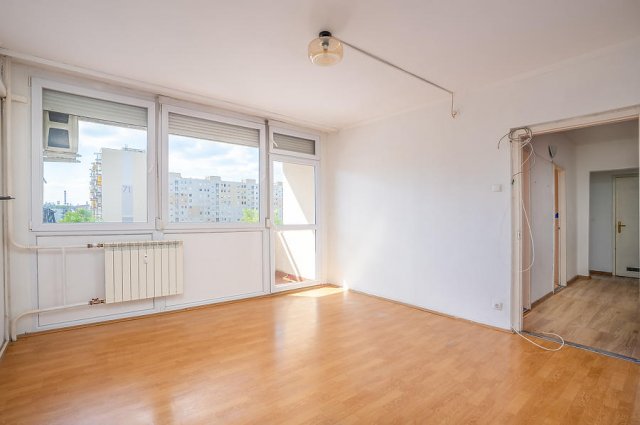 Eladó panellakás, XXI. kerületben, Kiss János altábornagy utcában