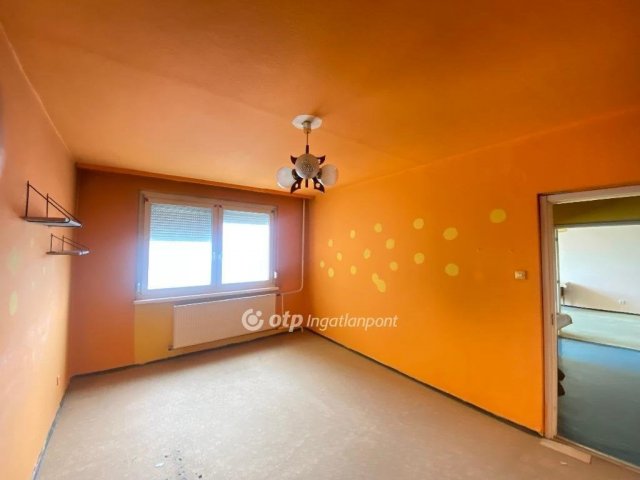 Eladó panellakás, Budapesten, X. kerületben 69.9 M Ft, 3 szobás