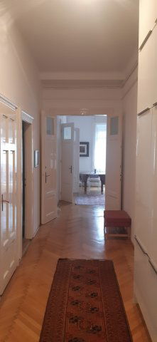 Kiadó téglalakás, albérlet, I. kerületben, Fő utcában