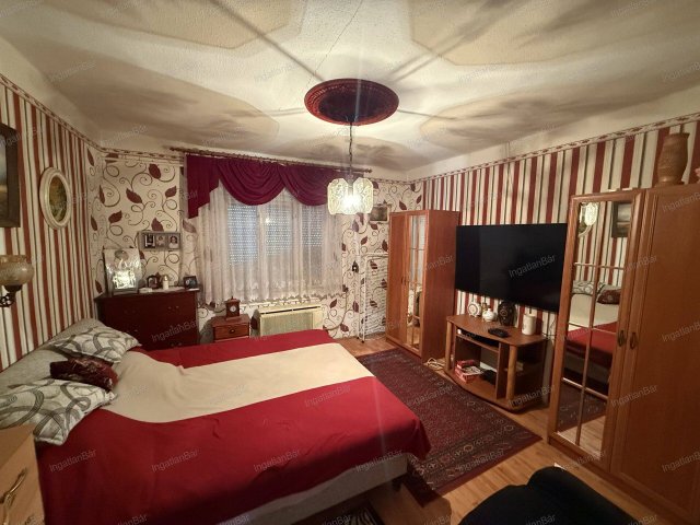 Eladó családi ház, Ököritófülpösön 26.5 M Ft, 2+1 szobás