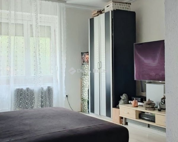 Eladó téglalakás, Tökölön 50.5 M Ft, 2 szobás