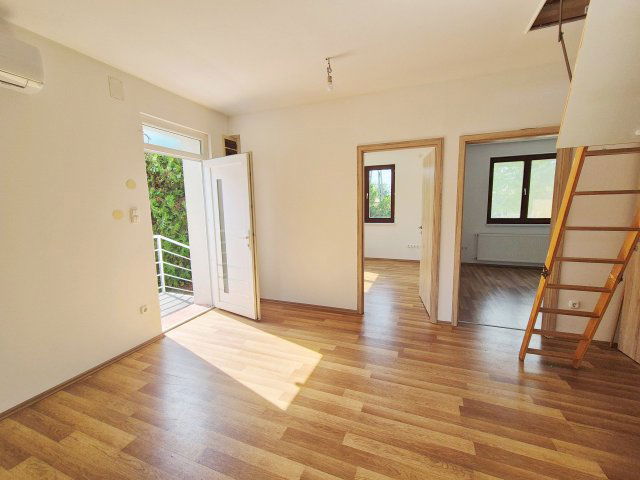 Eladó családi ház, Taksonyon 92.5 M Ft, 3 szobás