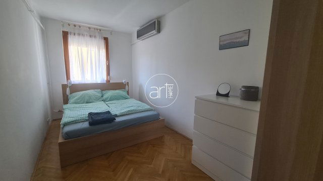 Kiadó téglalakás, albérlet, Szegeden 175 E Ft / hó, 2 szobás