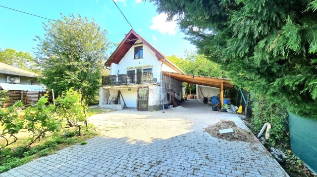 Eladó családi ház, Solymáron 80 M Ft, 2 szobás