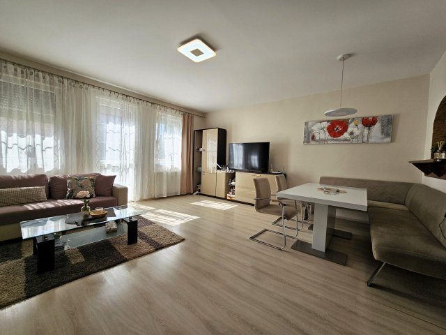 Eladó sorház, Mosonmagyaróváron 89.9 M Ft, 3 szobás