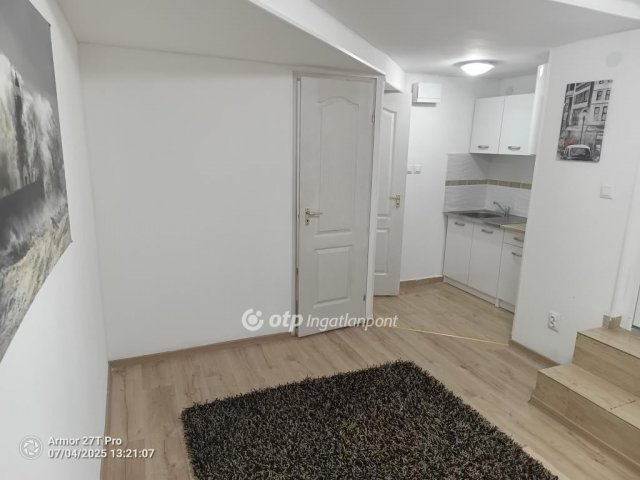 Eladó téglalakás, Budapesten, VIII. kerületben 22.9 M Ft