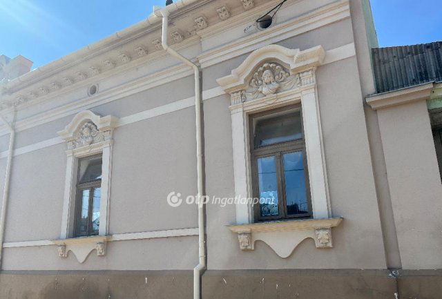 Eladó téglalakás, Nagykőrösön 31.9 M Ft, 2 szobás