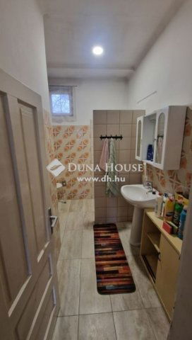 Eladó családi ház, Gyálon 73 M Ft, 4 szobás