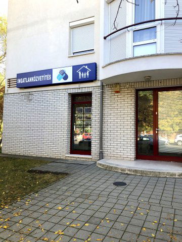 Eladó üzlethelyiség, IV. kerületben, Homoktövis utcában