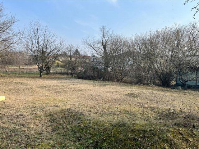 Eladó telek, Budapesten, XVI. kerületben 109 M Ft