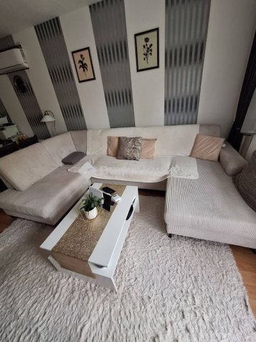 Eladó panellakás, Komáromban 54 M Ft, 2+1 szobás