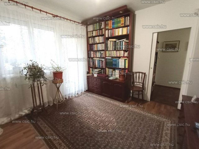 Eladó téglalakás, Budapesten, XII. kerületben 129.9 M Ft