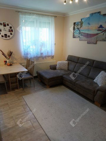 Eladó téglalakás, Bükön 46.5 M Ft, 3 szobás