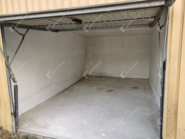 Eladó garázs, Győrött 5.5 M Ft / költözzbe.hu