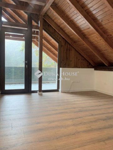 Eladó családi ház, Leányfaluban 279 M Ft, 6 szobás
