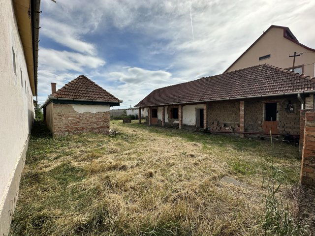 Eladó családi ház, Gyöngyöshalászon 19.9 M Ft, 2 szobás