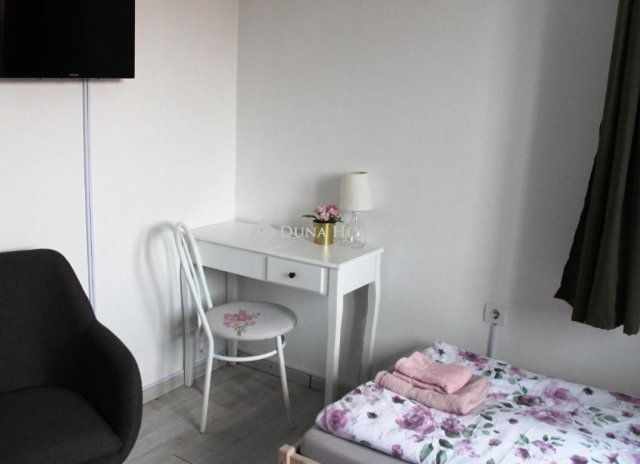 Eladó hotel, Galgahévízen 215 M Ft, 16 szobás