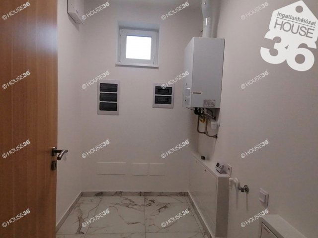 Eladó családi ház, Nagykőrösön 79.9 M Ft, 4 szobás