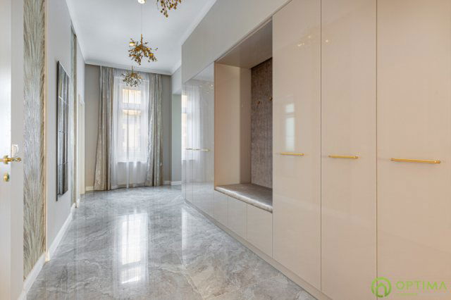 Eladó téglalakás, Budapesten, V. kerületben 249 M Ft, 3 szobás