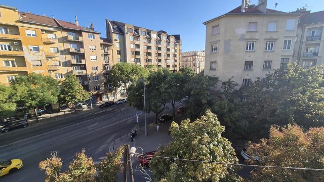 Eladó téglalakás, Budapesten, XI. kerületben, Ulászló utcában